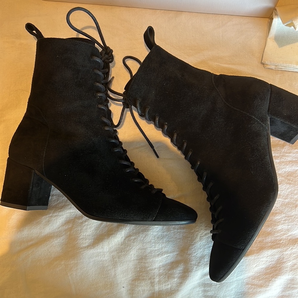 A. Soliani Venezia lace up block heel boots in black suede